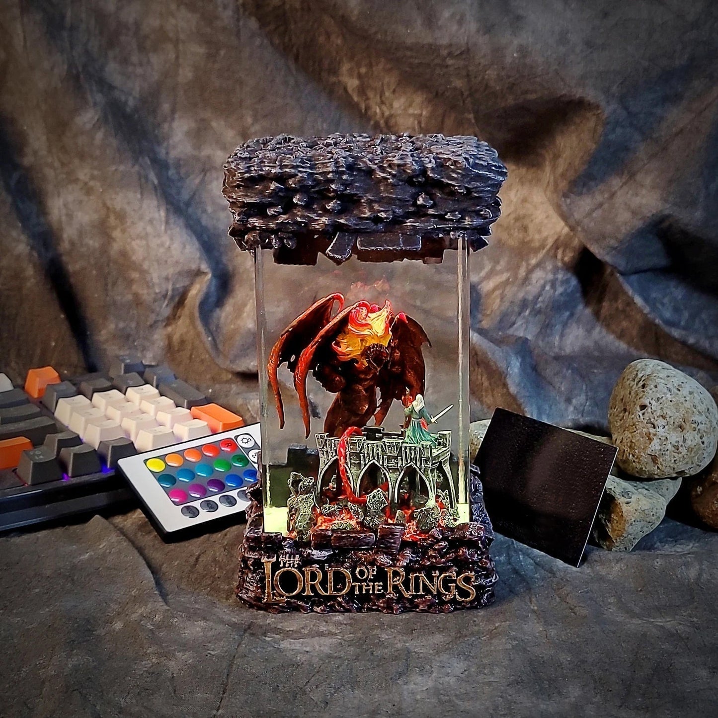 LOTR Lord Of Rings Balrog vs Gandalf Diorama Epoxy Resin Lamp - ArtFIGU