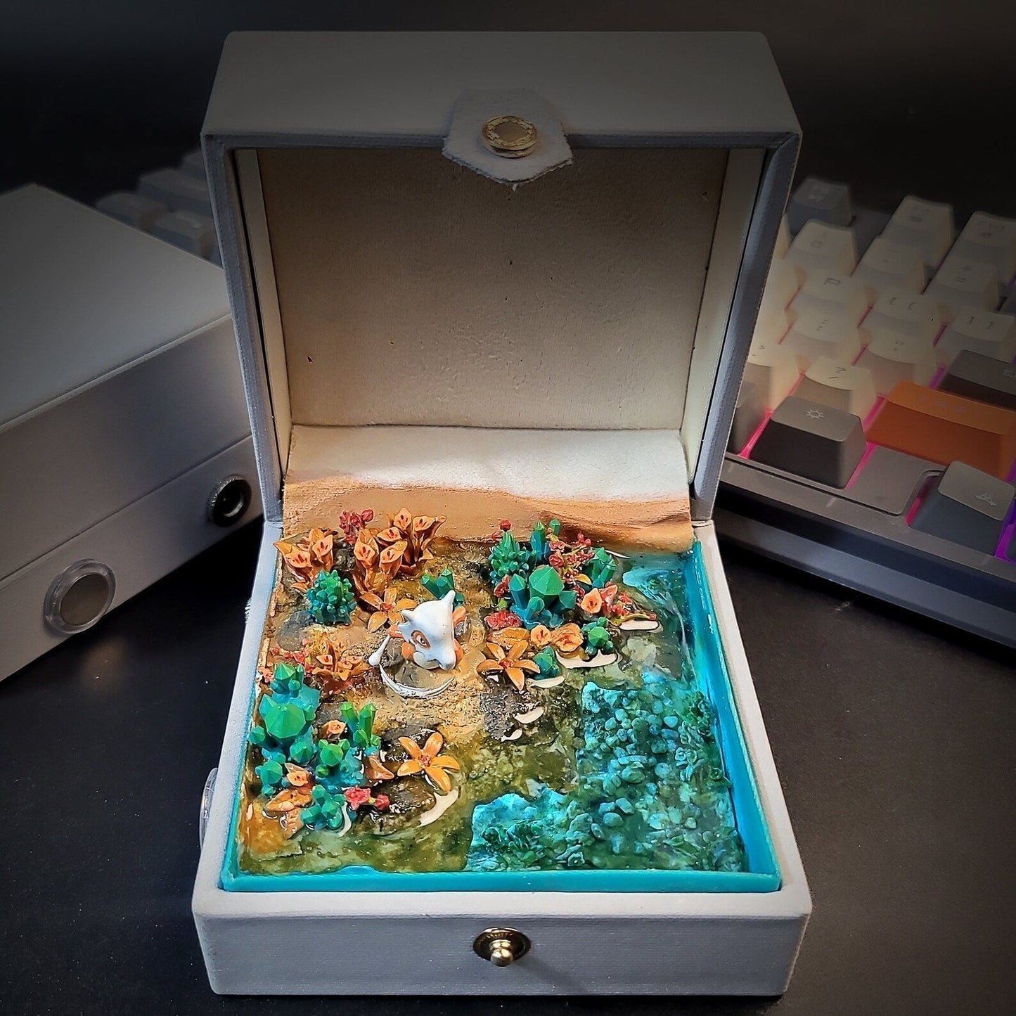 Pokemon Cubone Garagara Island Diorama Treasure Mistery Box Gift