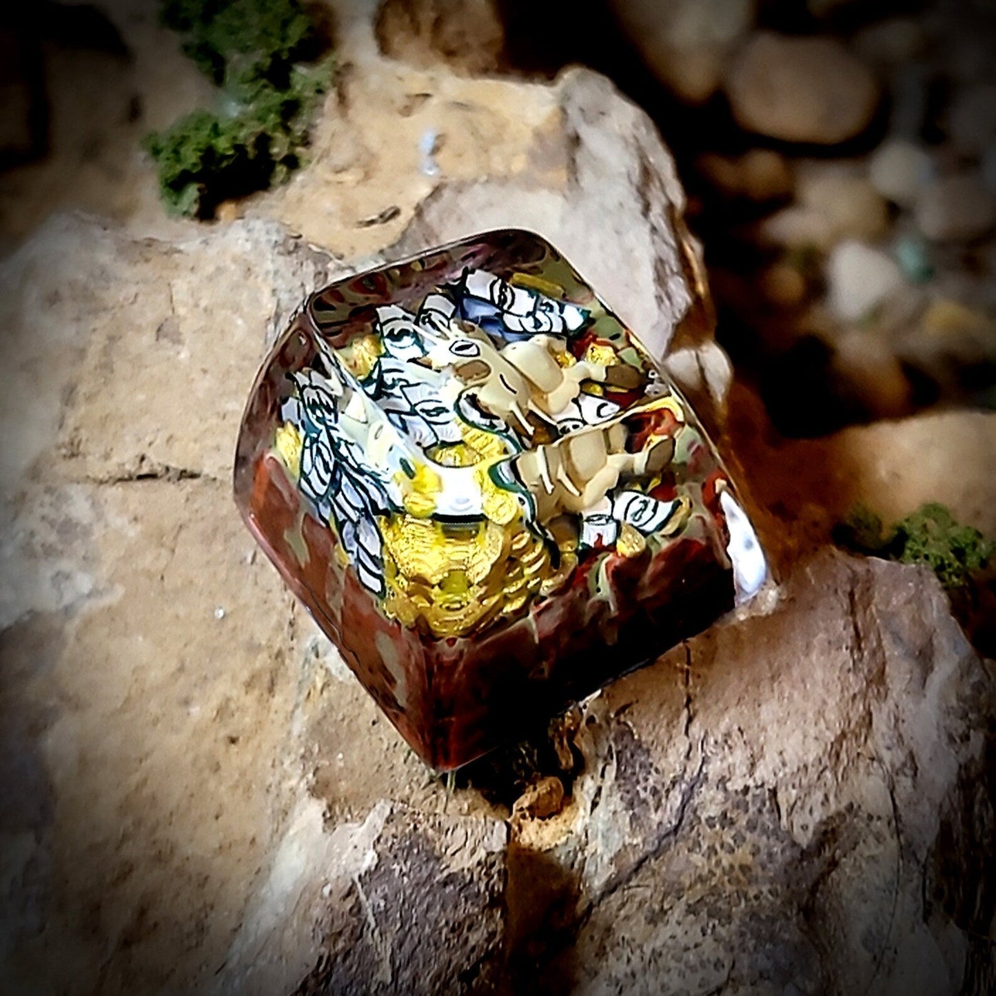 Pokemon Meowth Artisan Keycaps