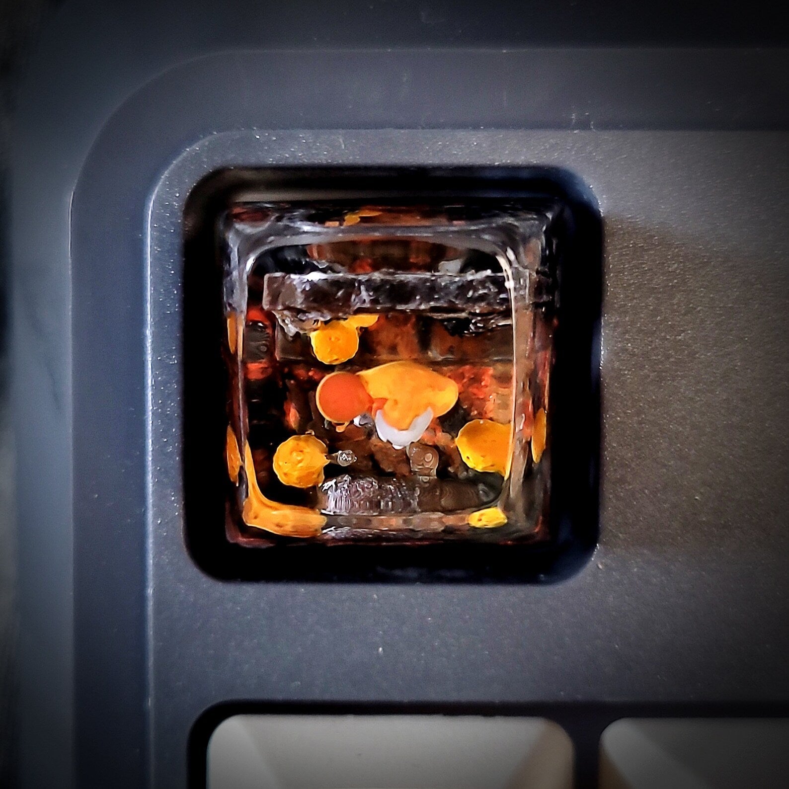 Pennywise The Clown IT Halloween Artisan Keycaps Epoxy Resin - ArtFIGU