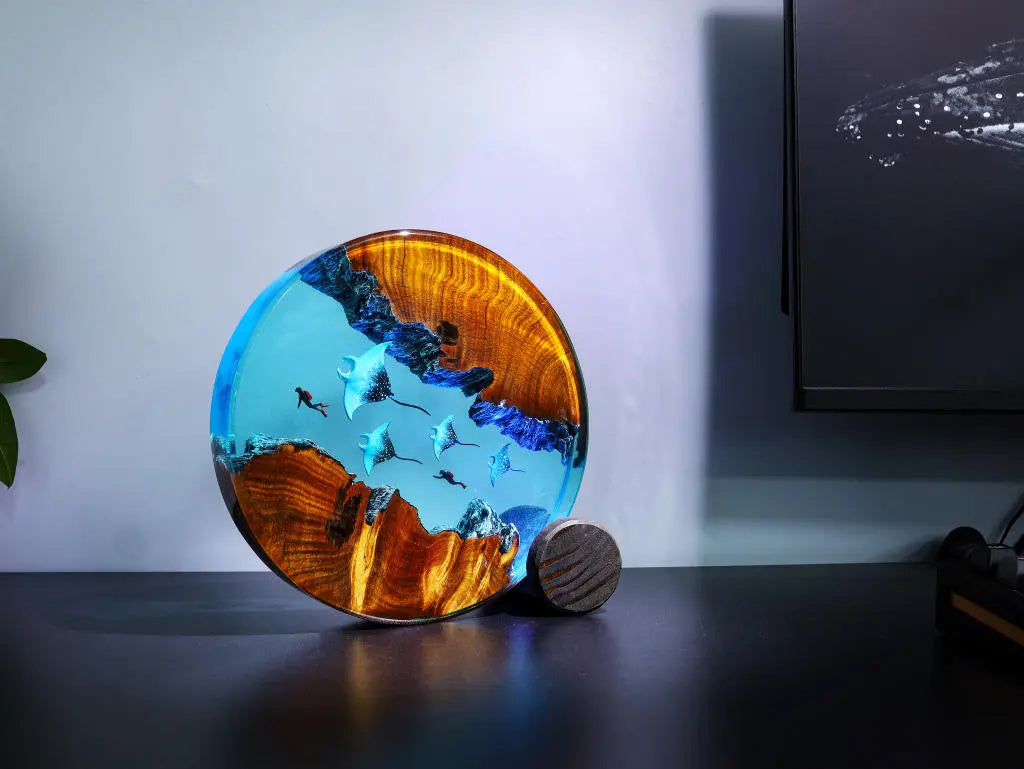 Divers Manta Rays Undersea Ocean Diorama