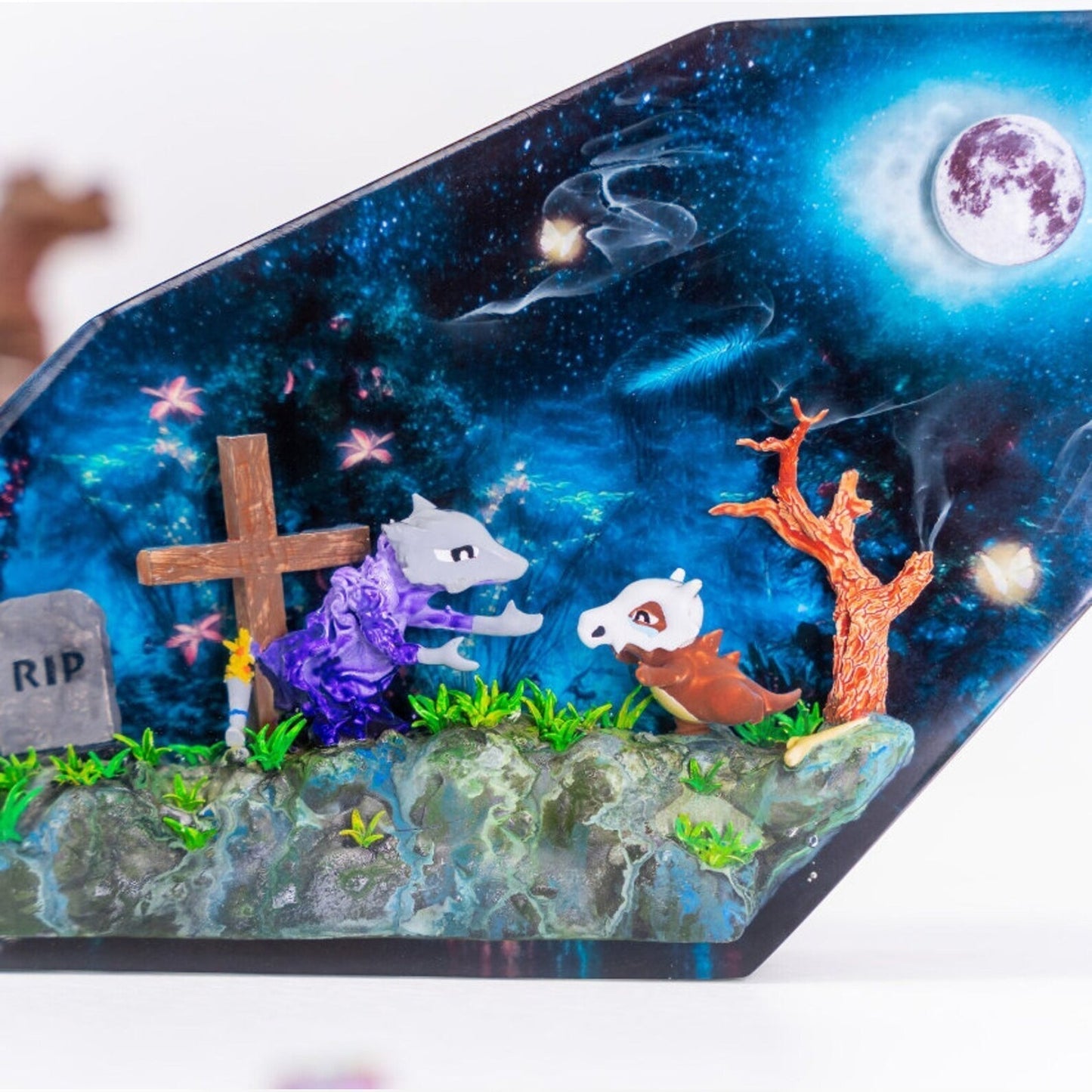 Pokemon Creepy Cubone Halloween Epoxy Resin Lamp - ArtFIGU