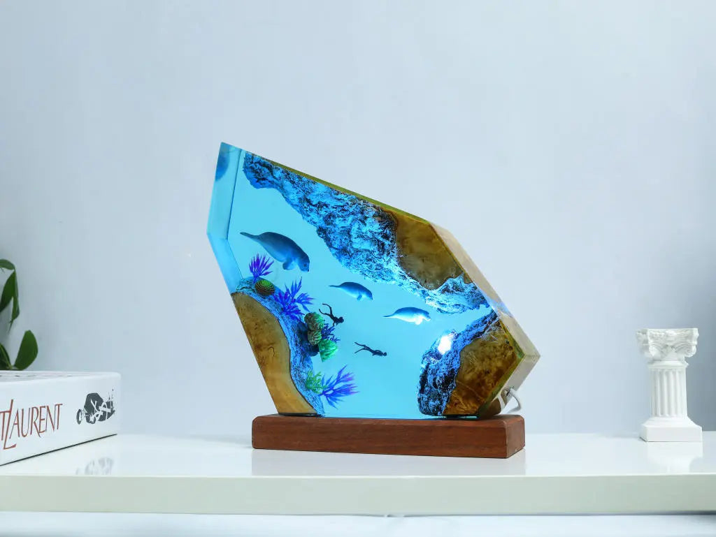 Seals and Divers Undersea Ocean Diorama Epoxy Resin Lamp, Night Light - ArtFIGU