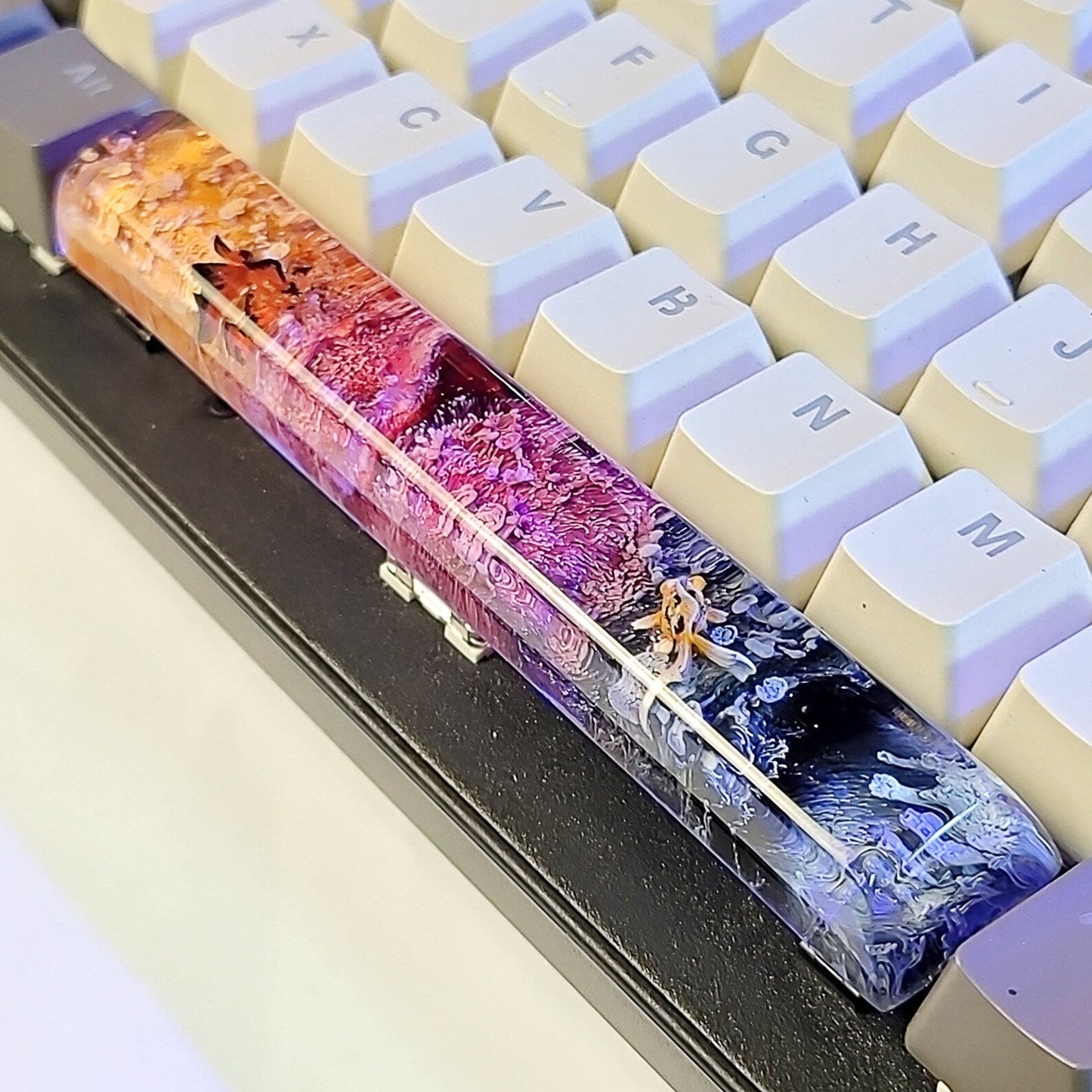 Golden Fish Spacebar Artisan Keycaps Epoxy Resin - ArtFIGU
