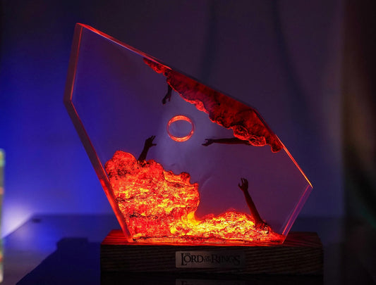 LOTR Lord Of Rings The One Ring Longing Hands Epoxy Resin Lamp - ArtFIGU