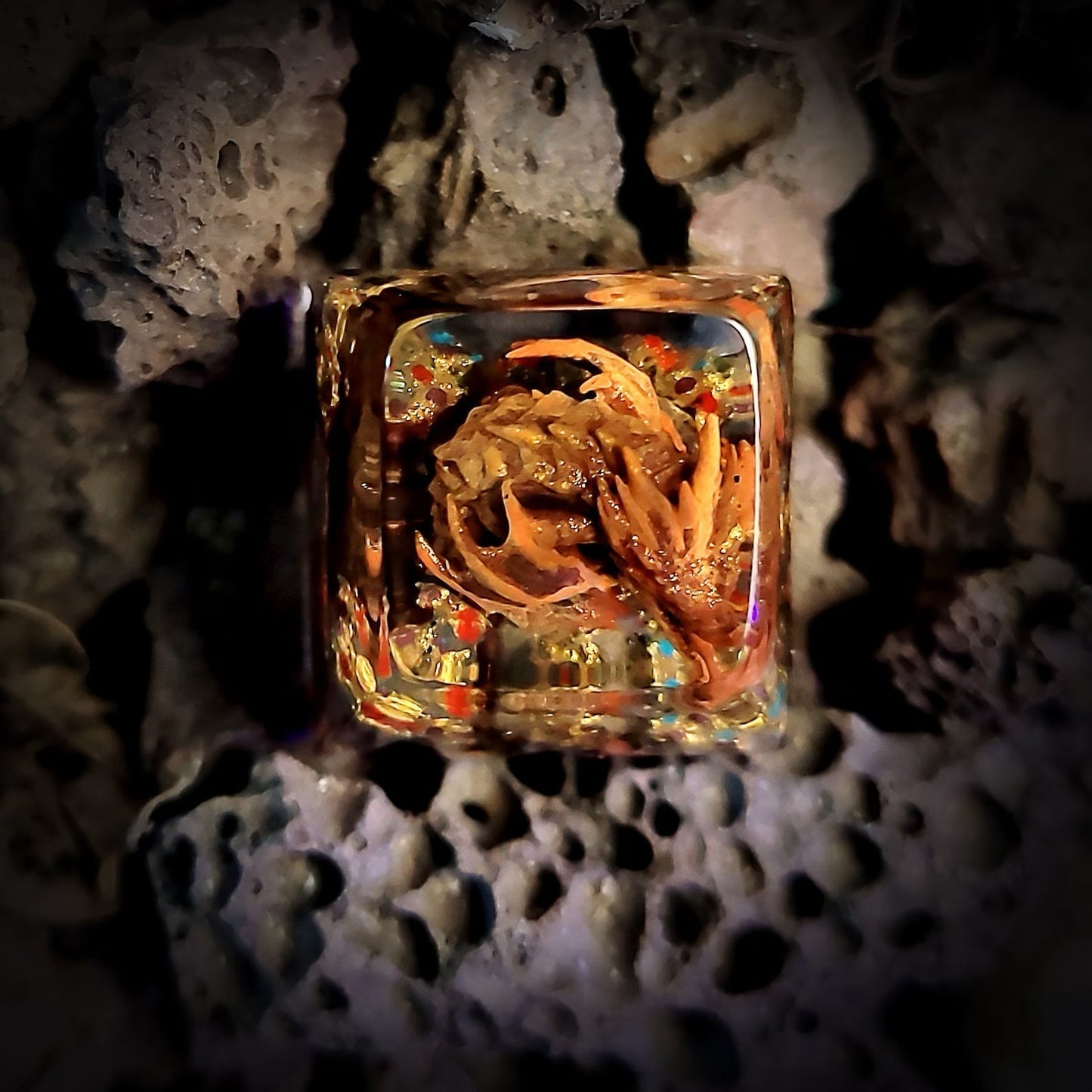 LOTR Lord Of Rings Smaug Dragon Artisan Keycaps Epoxy Resin - ArtFIGU