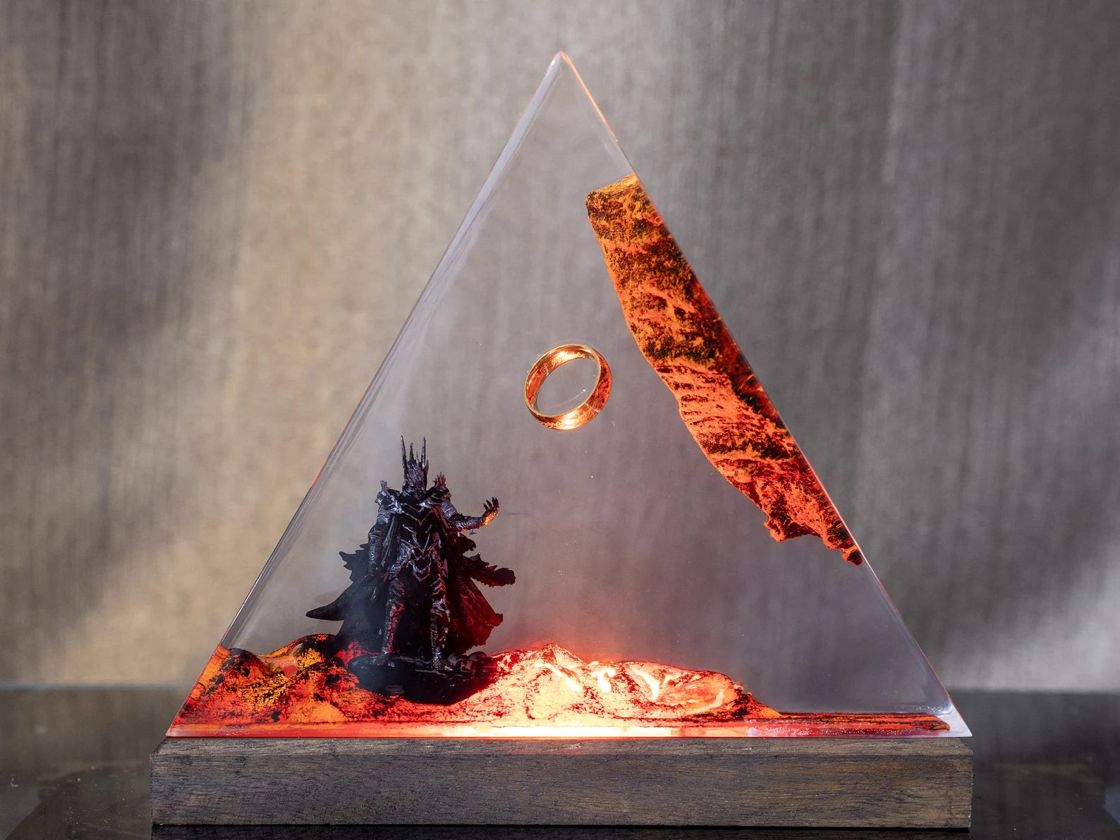 LOTR Lord Of Rings The One Ring Sauron Dark Lord Epoxy Resin Lamp - ArtFIGU