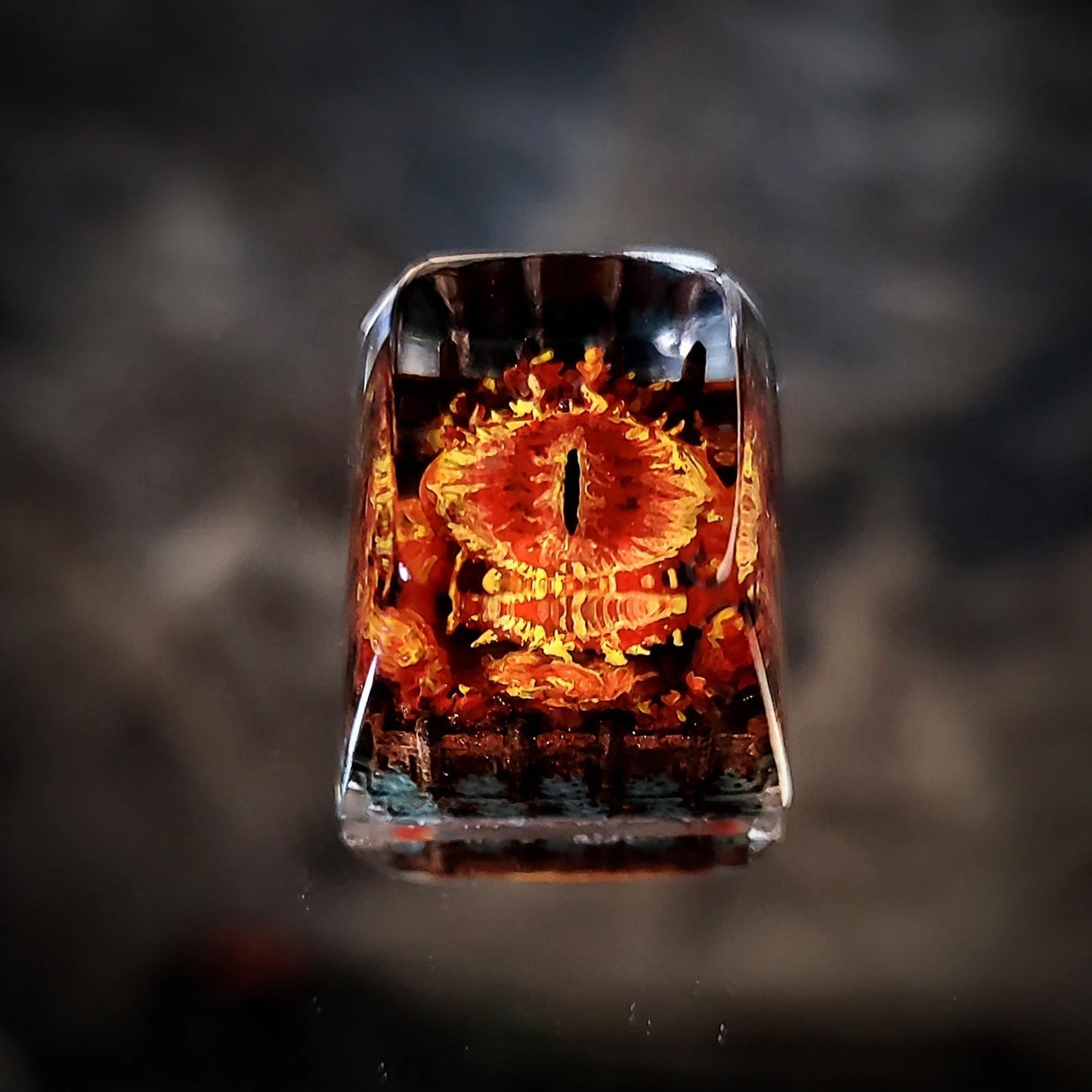 LOTR Lord Of Rings Eye of Sauron Dark Lord Artisan Keycaps Epoxy Resin - ArtFIGU