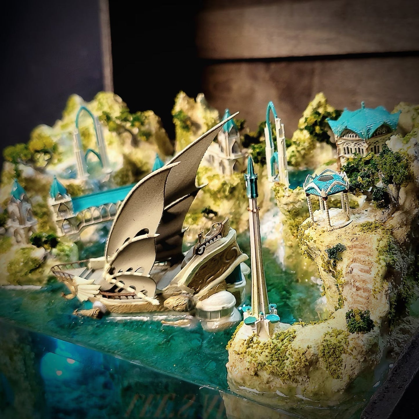 LOTR Lord Of Rings Elves Elf Boat Castle Diorama Treasure Mistery Box Gift Epoxy Resin - ArtFIGU