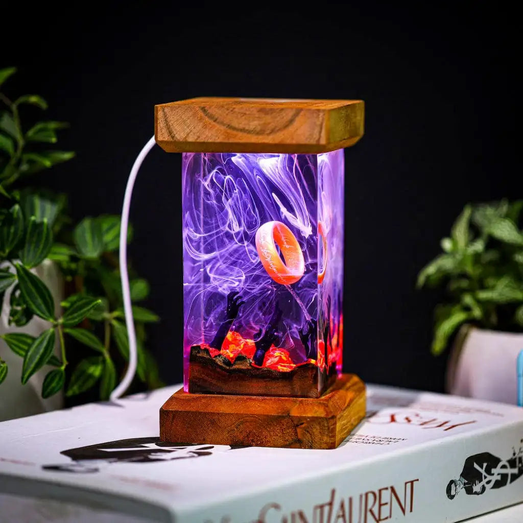 LOTR Lord Of Rings The One Ring Longing Hands Epoxy Resin Lamp - ArtFIGU