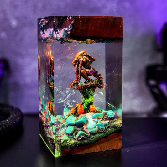 Godzilla King Of The Monsters Epoxy Resin Lamp - ArtFIGU