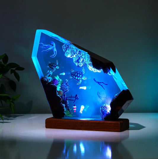 Octopus Turtles Divers Jellys Shipwreck Undersea Ocean Diorama Epoxy Resin Lamp, Night Light - ArtFIGU