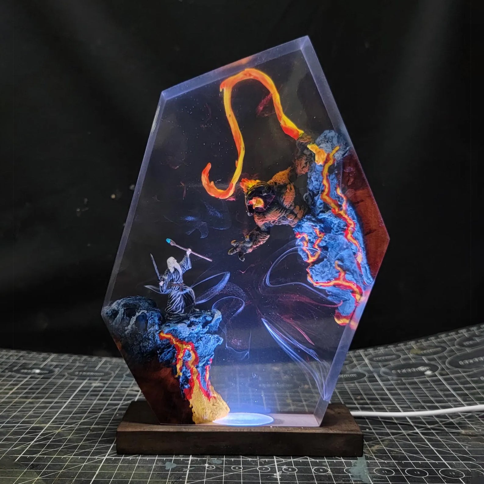 LOTR Lord Of Rings Gandalf Grey Wizard Balrog Epoxy Resin Lamp - ArtFIGU