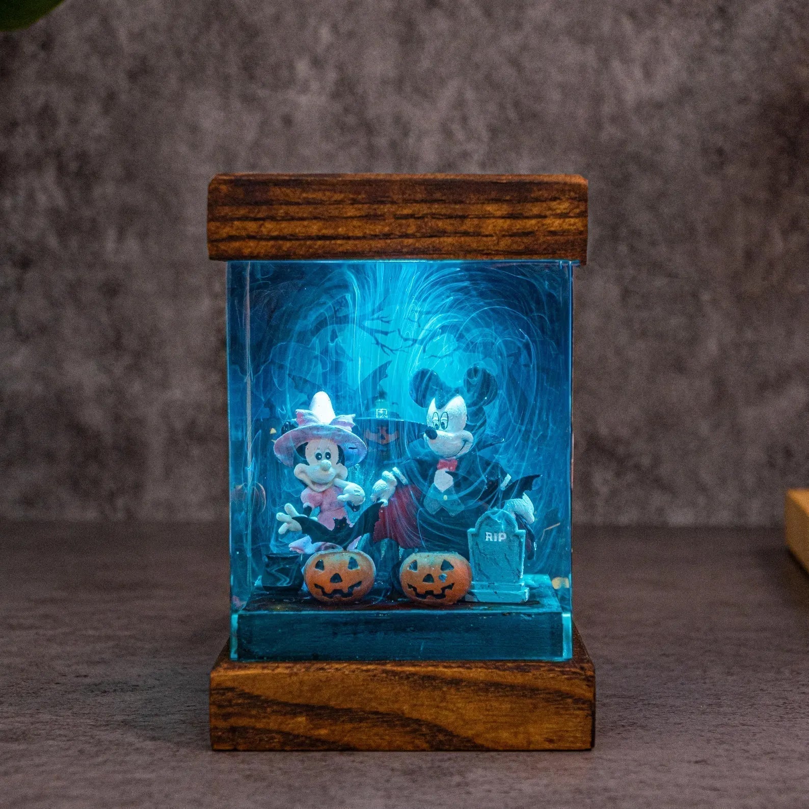 Mickey Mouse Halloween Graveyard Pumpkin Epoxy Resin Lamp - ArtFIGU