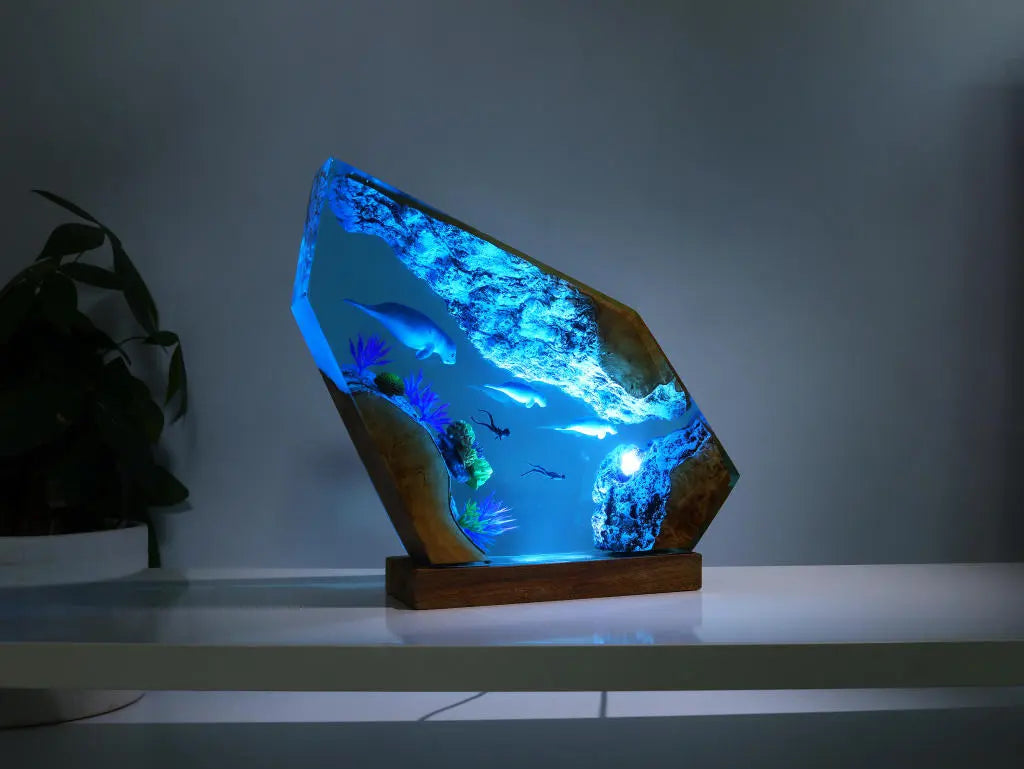 Seals and Divers Undersea Ocean Diorama Epoxy Resin Lamp, Night Light - ArtFIGU