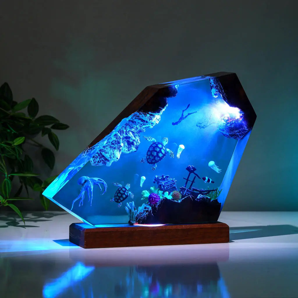 Octopus Turtles Divers Jellys Shipwreck Undersea Ocean Diorama Epoxy Resin Lamp, Night Light - ArtFIGU