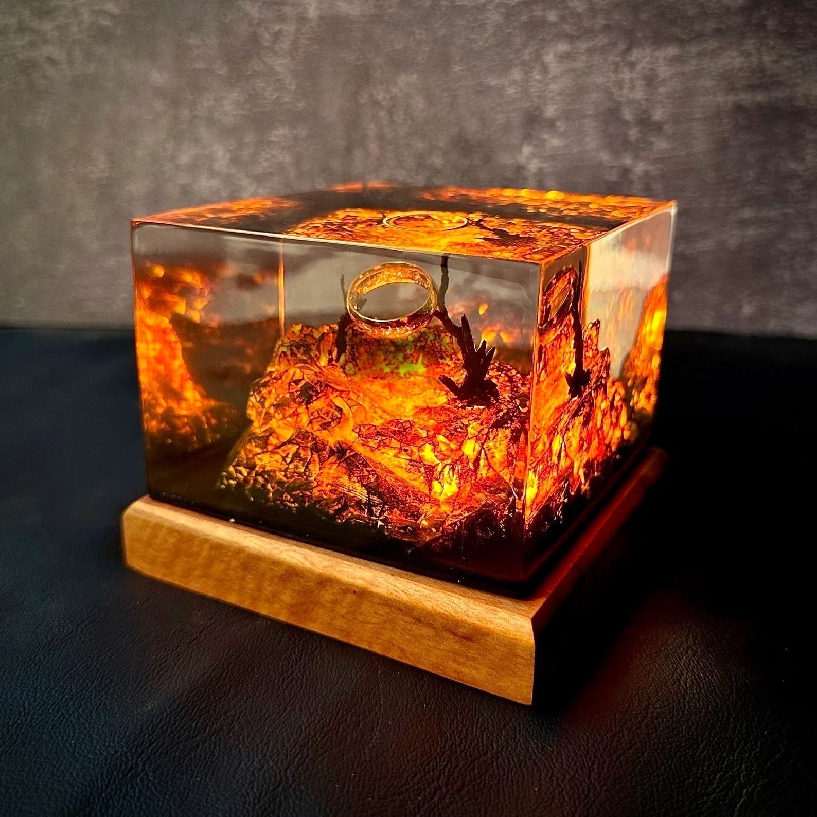 LOTR Lord Of Rings The One Ring Epoxy Resin Lamp - ArtFIGU