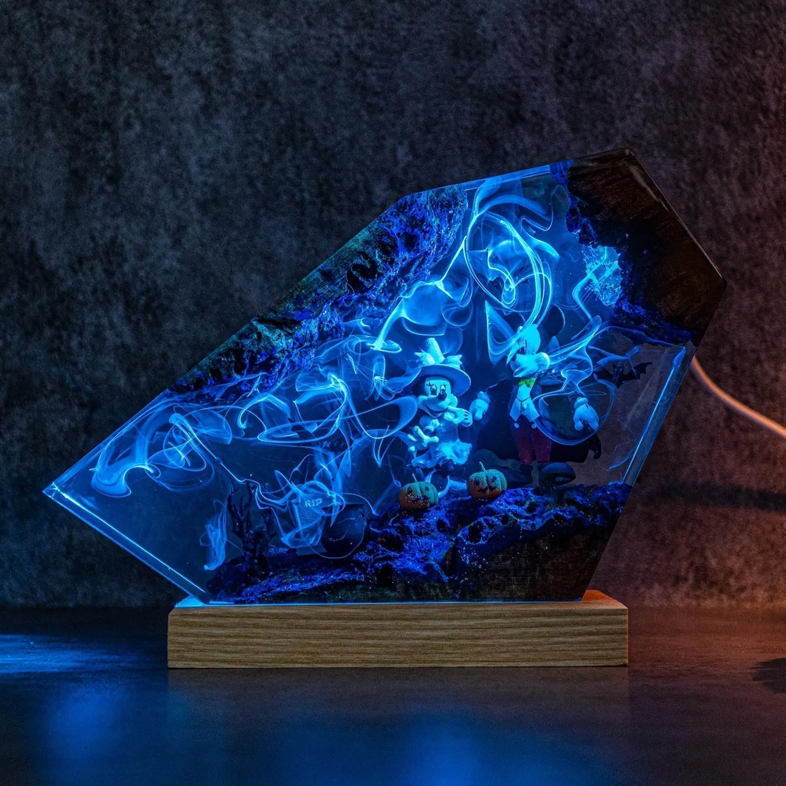 Mickey Mouse Halloween Graveyard Pumpkin Epoxy Resin Lamp - ArtFIGU
