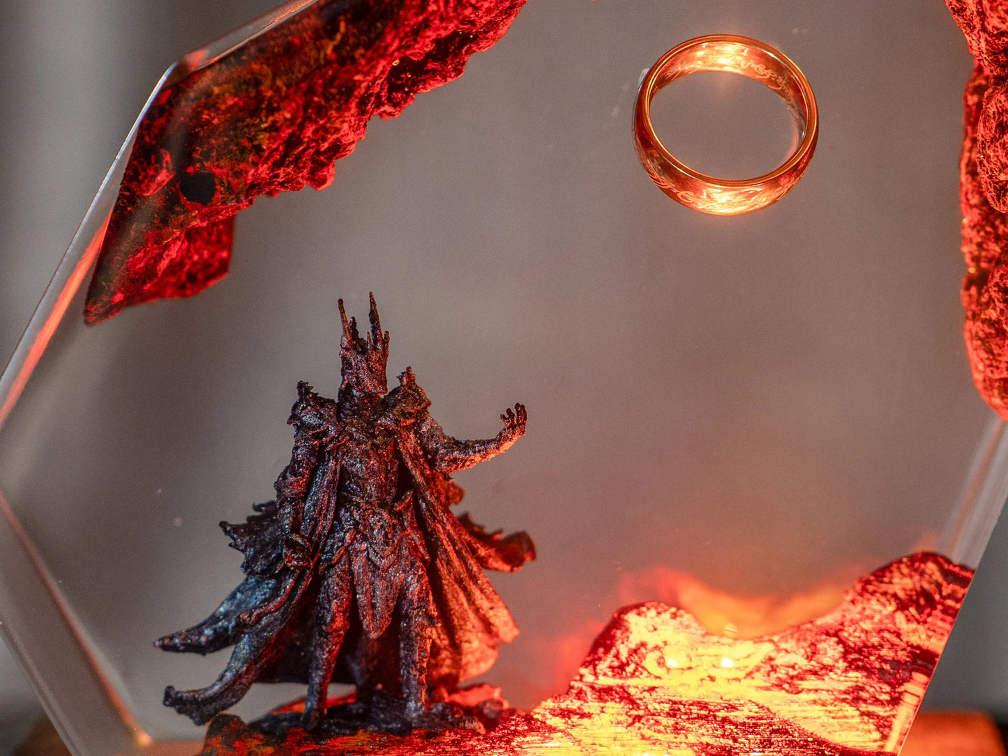 LOTR Lord Of Rings The One Ring Sauron Dark Lord Epoxy Resin Lamp - ArtFIGU