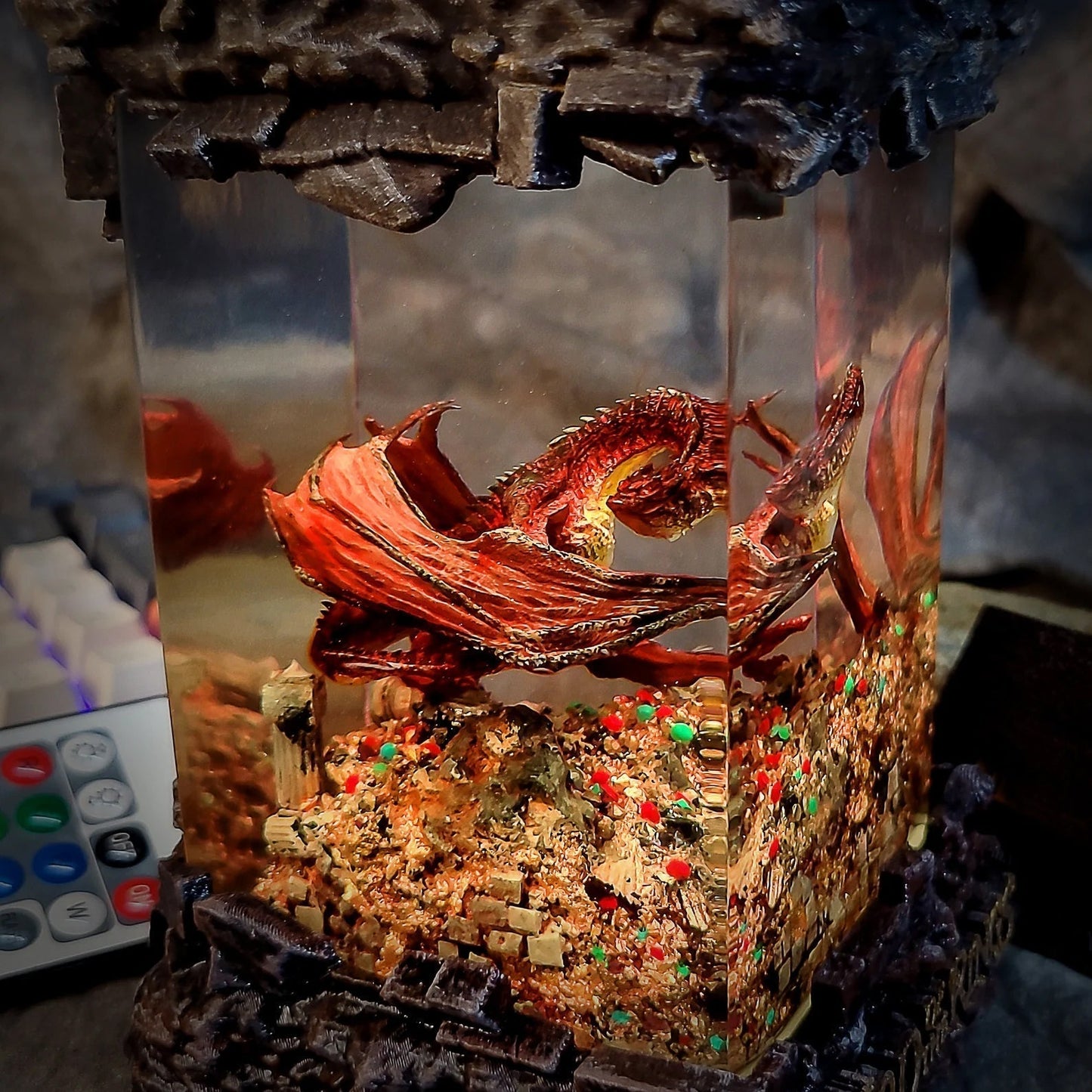 LOTR Lord Of Rings Smaug Dragon Diorama Epoxy Resin Lamp - ArtFIGU