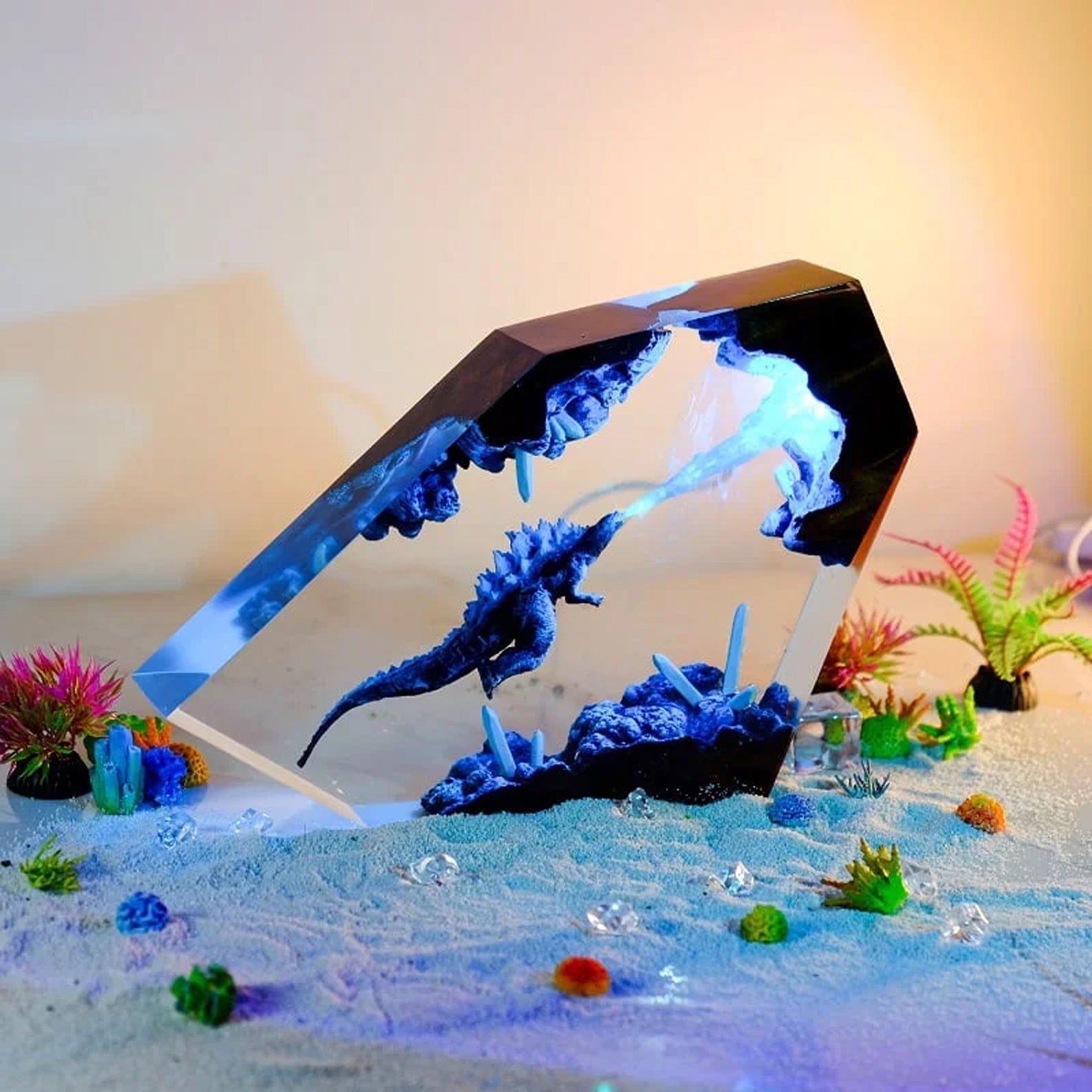 Godzilla King Of The Monsters Epoxy Resin Lamp - ArtFIGU