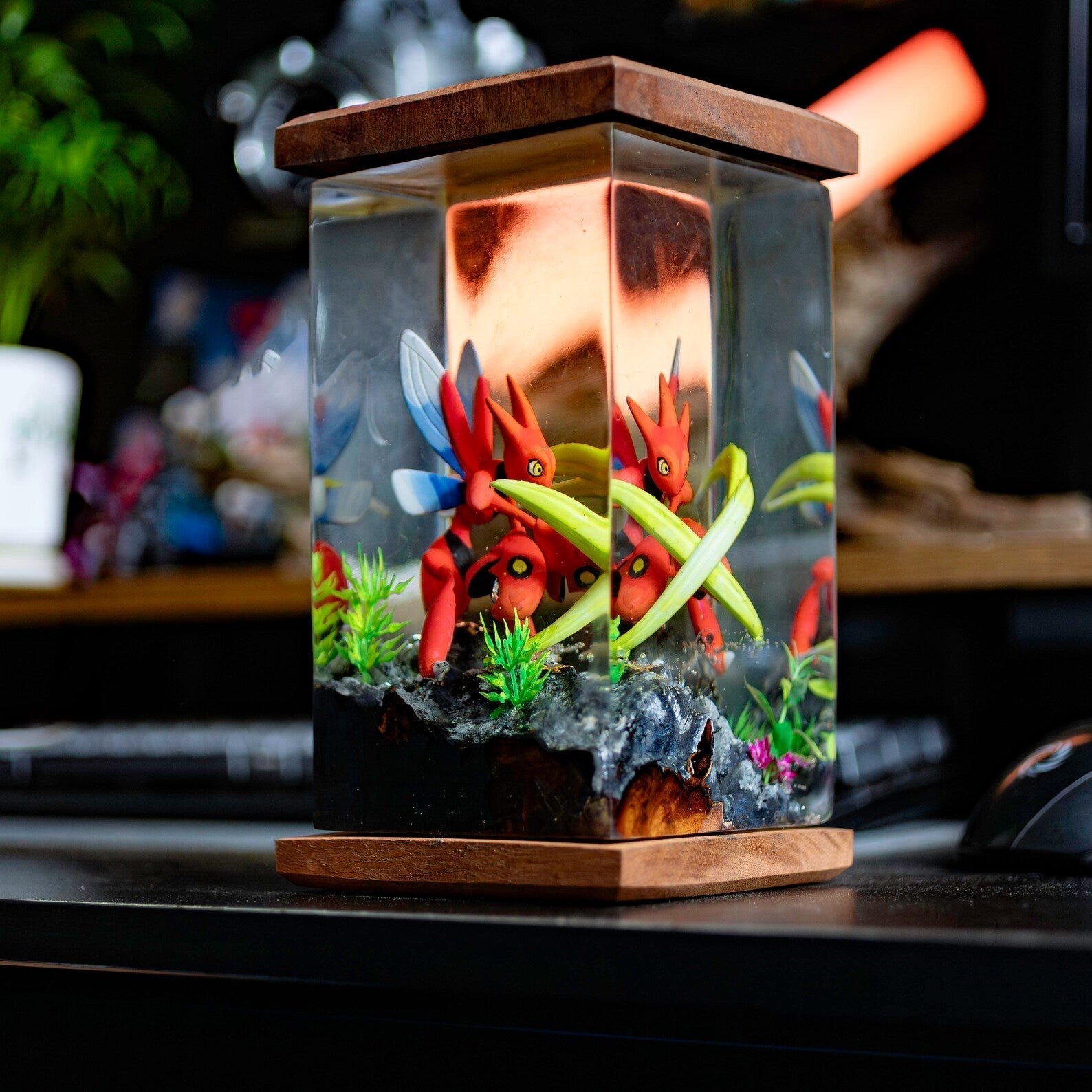 Pokemon Scizor Halloween Epoxy Resin Lamp - ArtFIGU