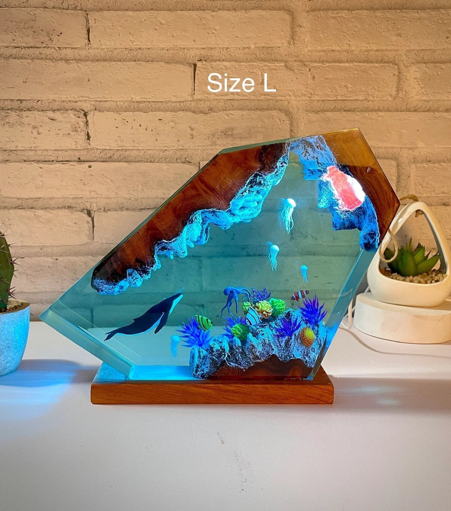 Humpback Whale Octopus Jellys Fish Undersea Ocean Diorama Epoxy Resin Lamp, Night Light - ArtFIGU