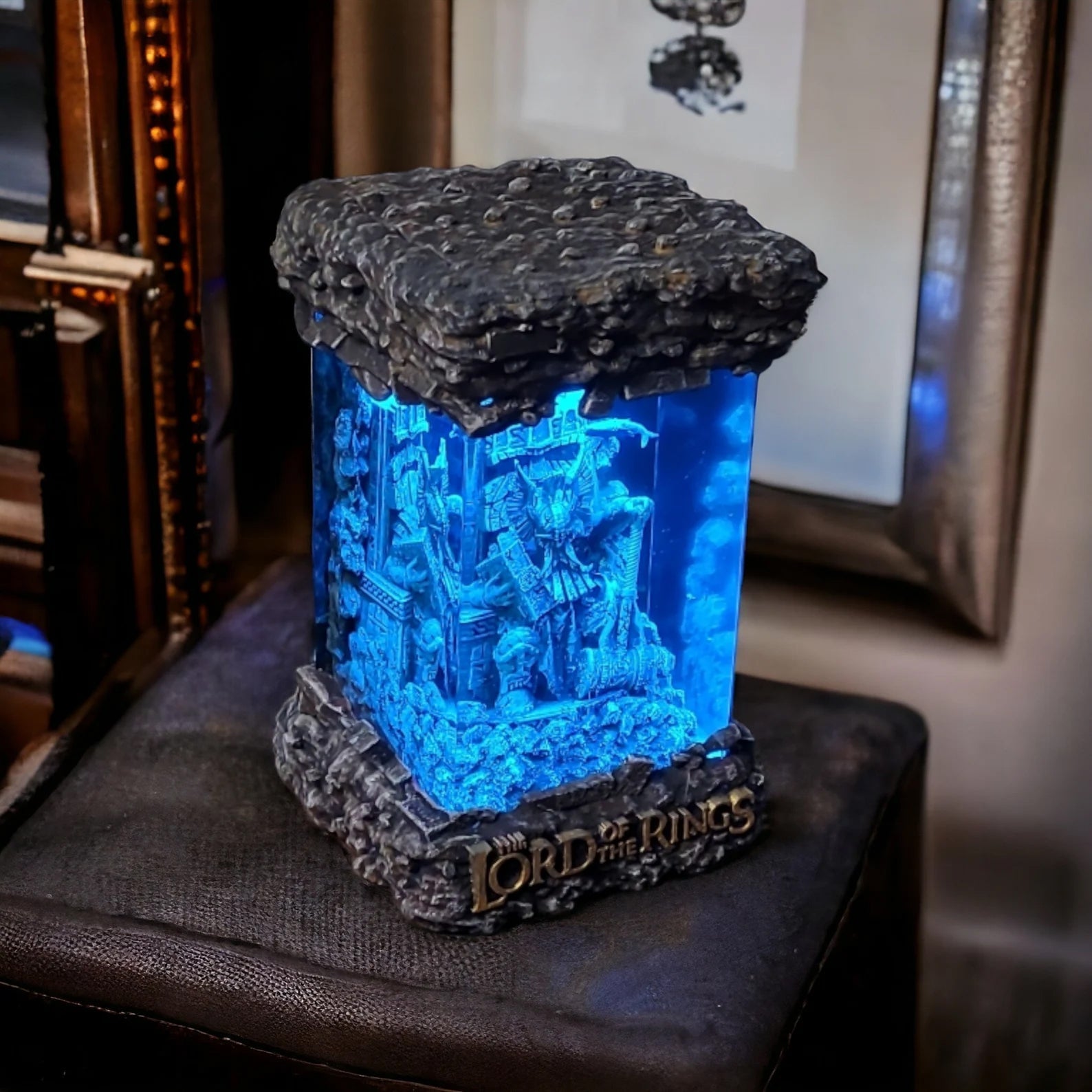 LOTR Lord Of Rings Dwarf King on Throne Diorama Epoxy Resin Lamp - ArtFIGU